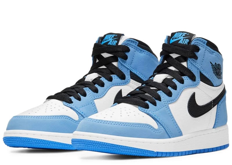 JORDAN 1 RETRO HIGH WHITE UNIVERSITY BLUE BLACK (GS)
